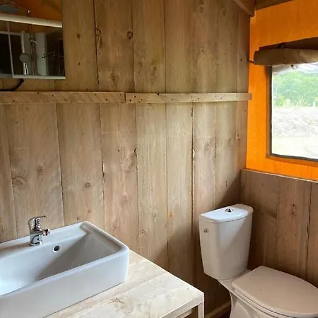 בית נופש Luxe Safaritent Glamping 5-persoons Lieren