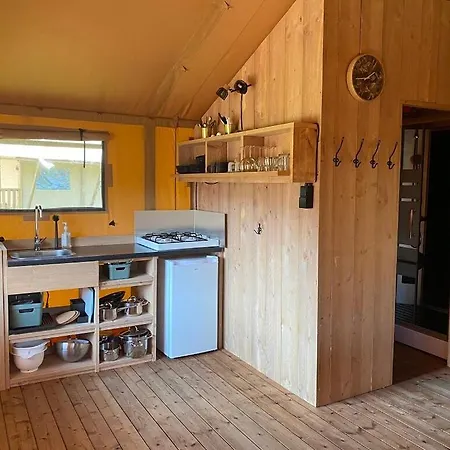 بيت للعطل Luxe Safaritent Glamping 5-persoons